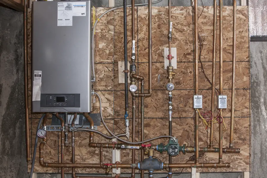 How Tankless Water Heaters Improve Daily Hot Water Use Fairfield, CA